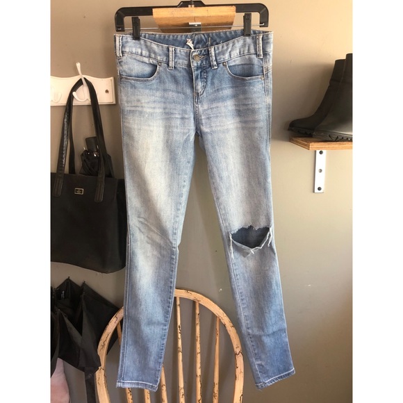 Free People Denim - Free People Distressed Jeans